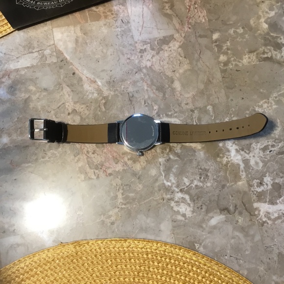 Women /Girls FBI Logo Date/Time Watch NEW! Genuine Leather Band. - Picture 6 of 16